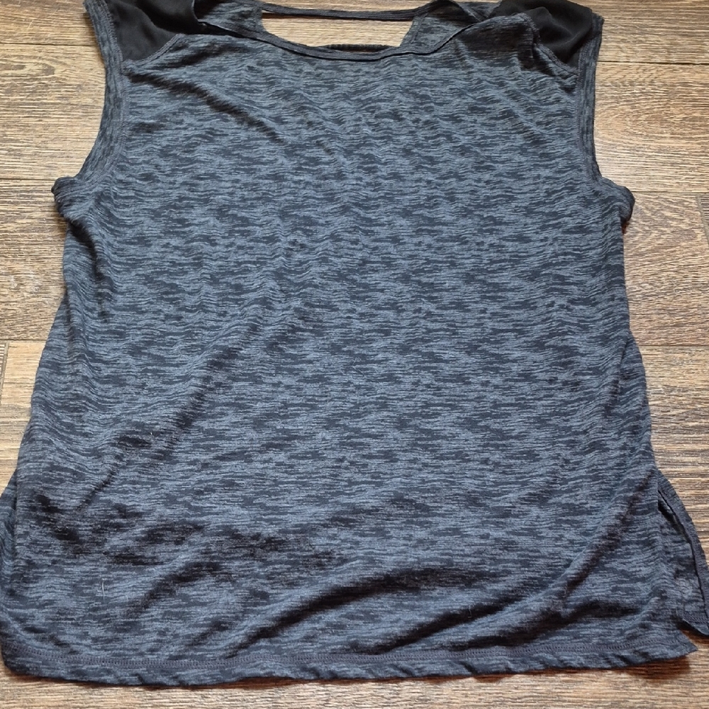Zella Black and Gray Sleeveless Muscle Tee